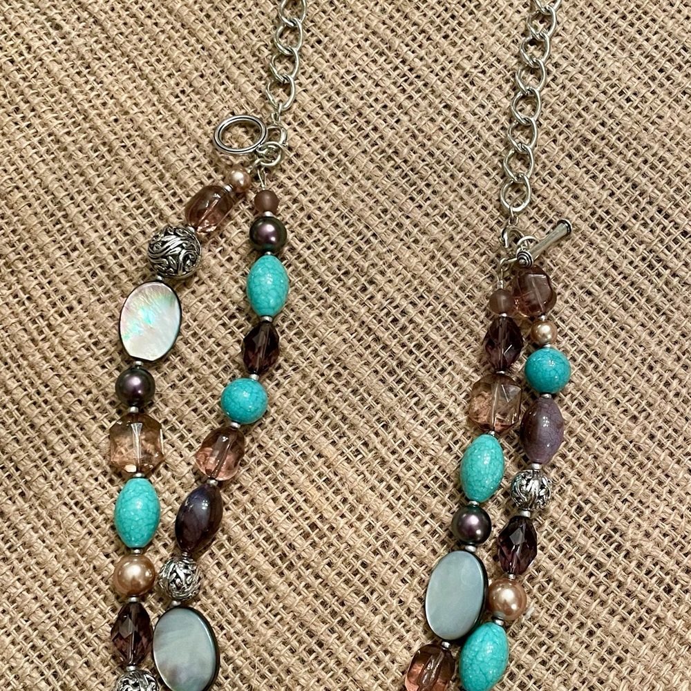 Elegant Multicolor Beaded Necklace